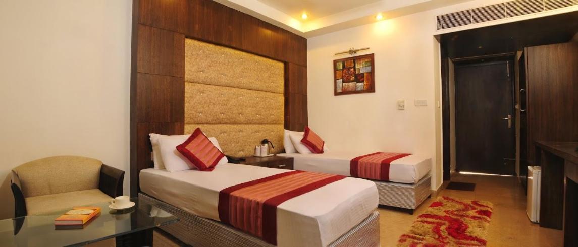 Hotel City Height - Delhi Ncr Id Not Accepted Nova Deli Exterior foto