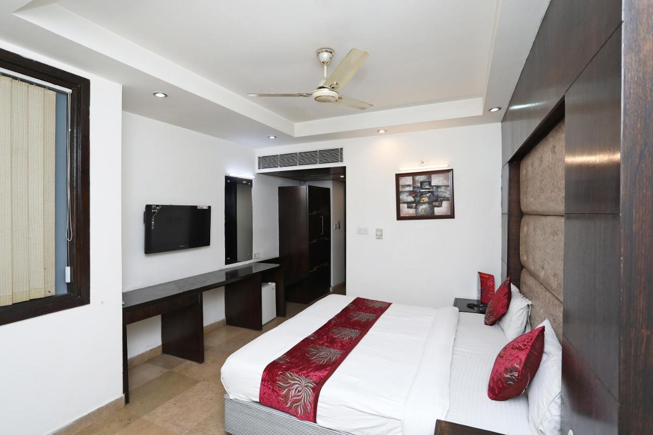 Hotel City Height - Delhi Ncr Id Not Accepted Nova Deli Exterior foto