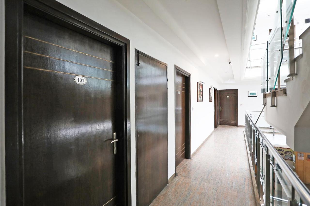 Hotel City Height - Delhi Ncr Id Not Accepted Nova Deli Exterior foto